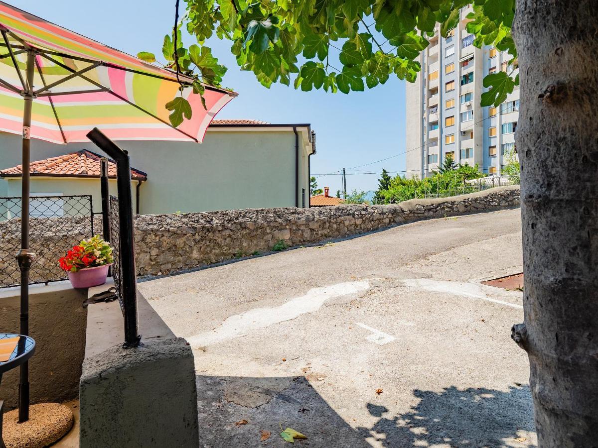 Studio Apartment "Kalina" 550 M From Sea 里耶卡 外观 照片